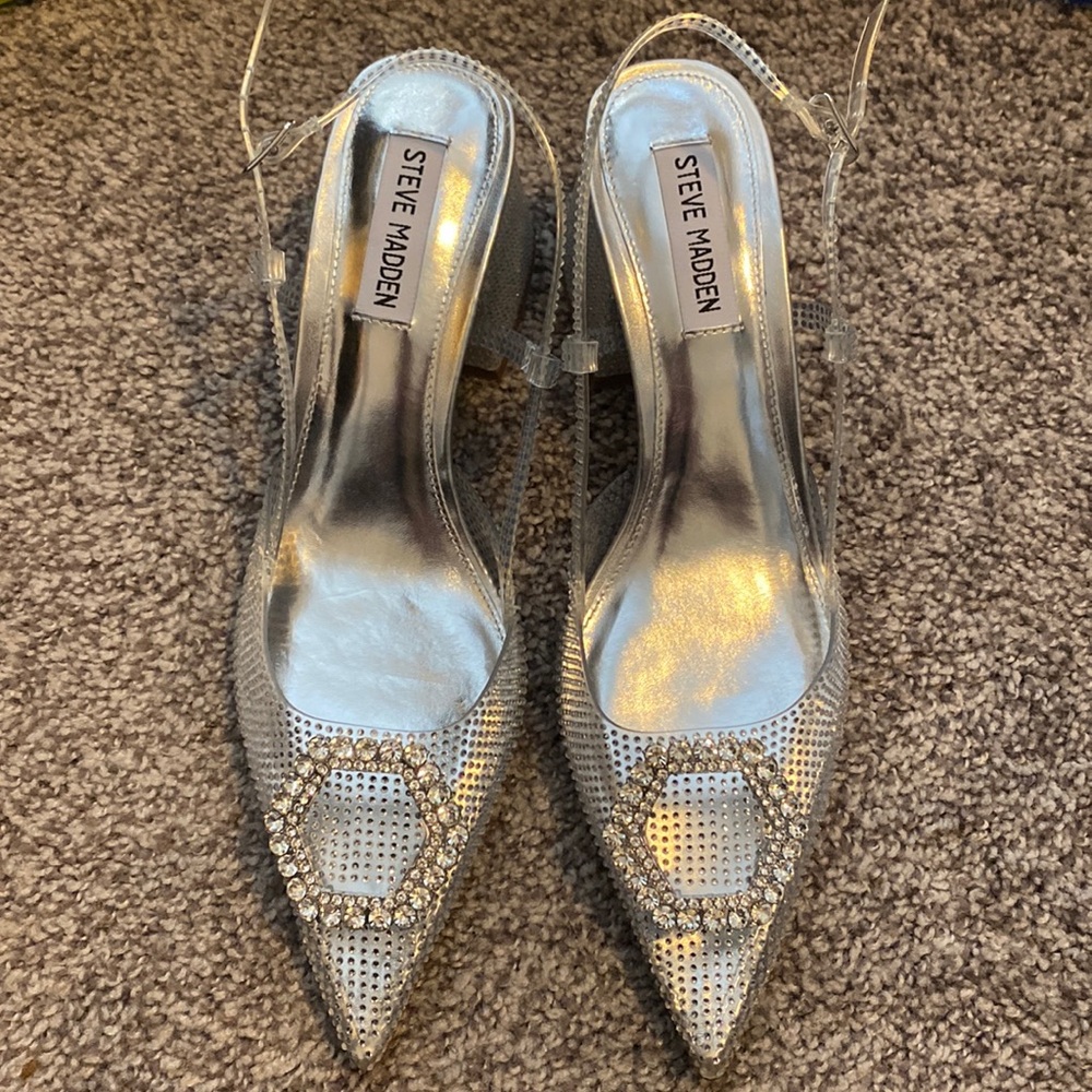 NIB Steve Madden ‘Bergen’ Heel in ‘Clear’